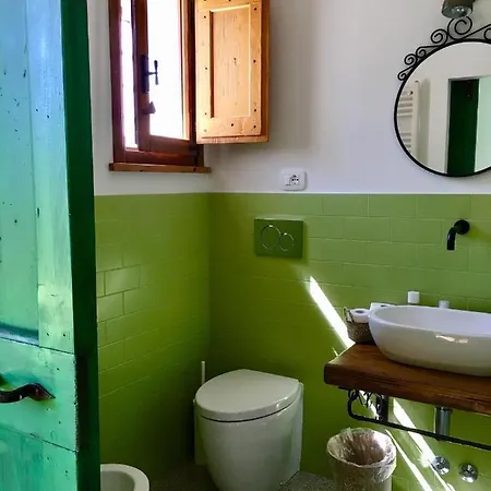 Alojamento de Acomodação e Pequeno-almoço La Goiaba 4*